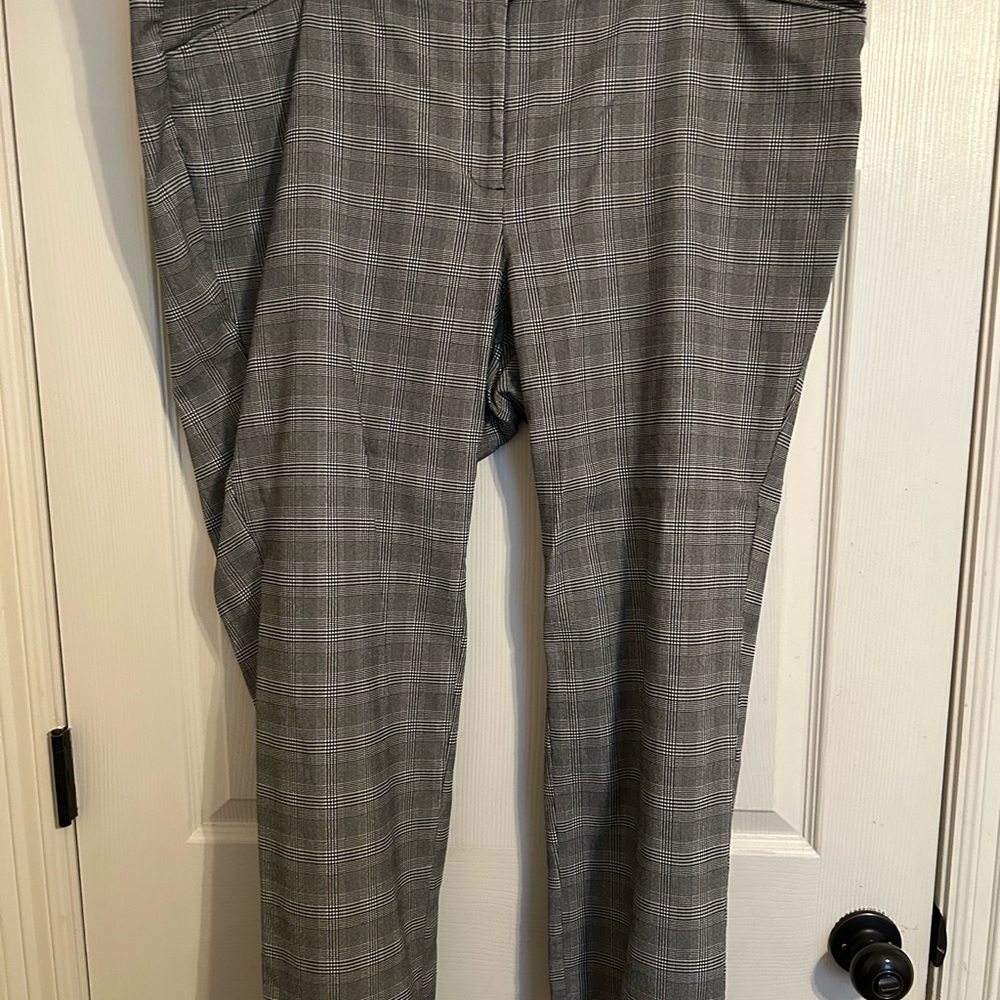 Lane Bryant Gray Check Dress Pants Size 26p